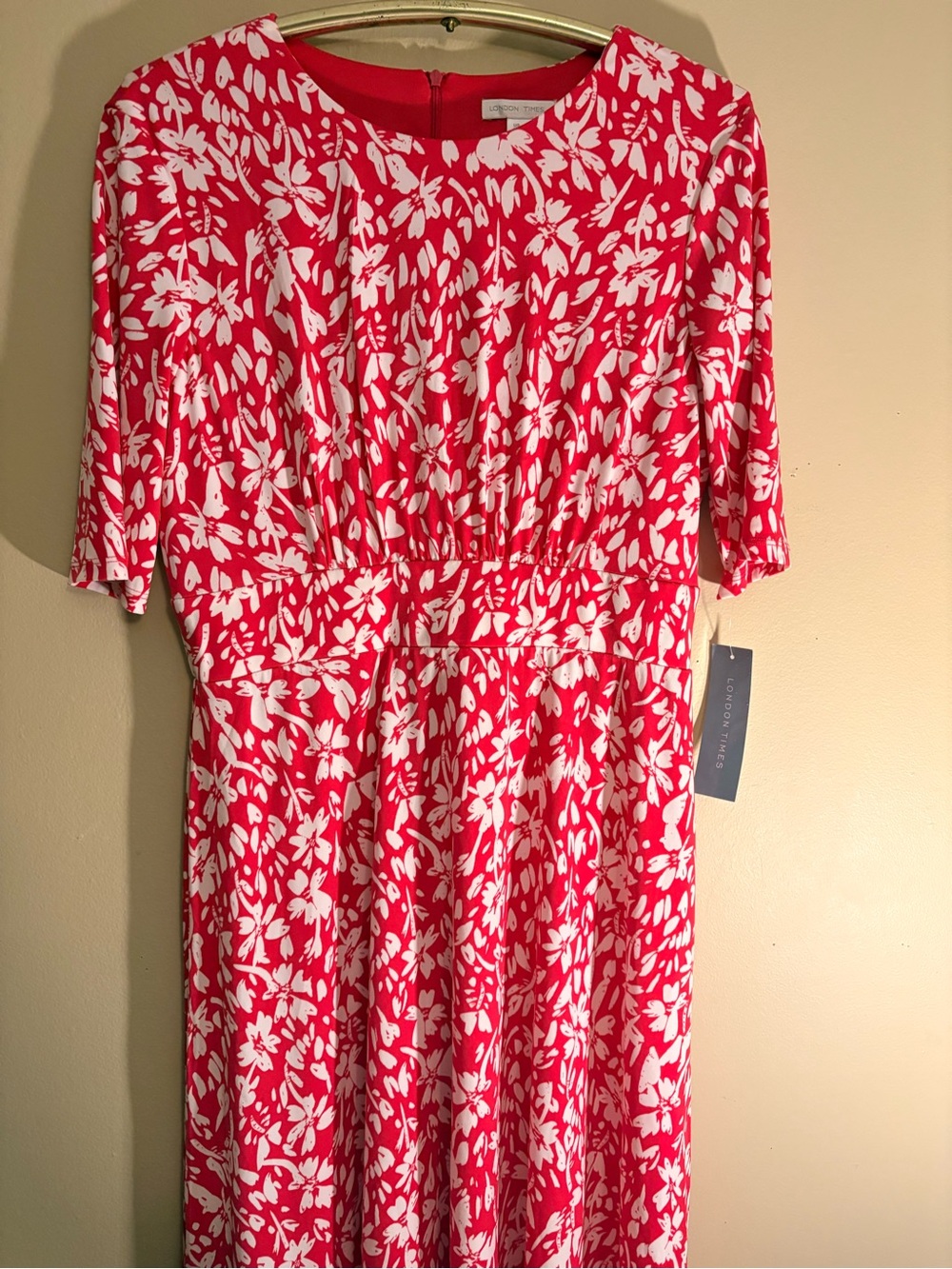 London Times Red and White Floral Midi Dress
